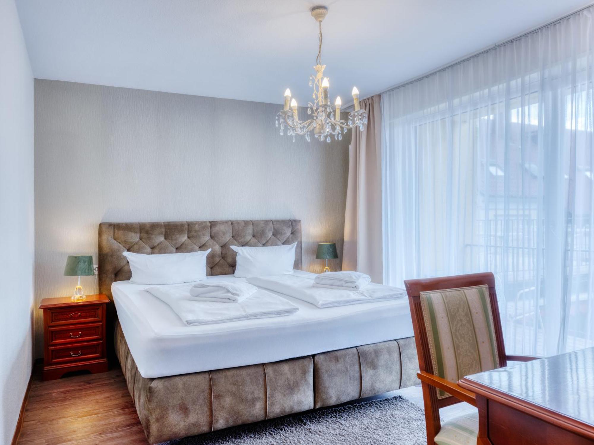 Hotel-Restaurant Central Am Koenigshof Viernheim Εξωτερικό φωτογραφία
